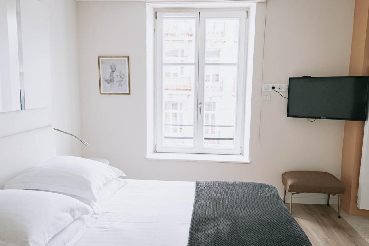 Les Suites De Catherine, La 35 Nancy Esterno foto